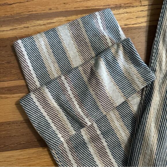 American Eagle Women’s Straight Striped Leg Pants, Stretch Knit, 6 Short - Picture 6 of 14